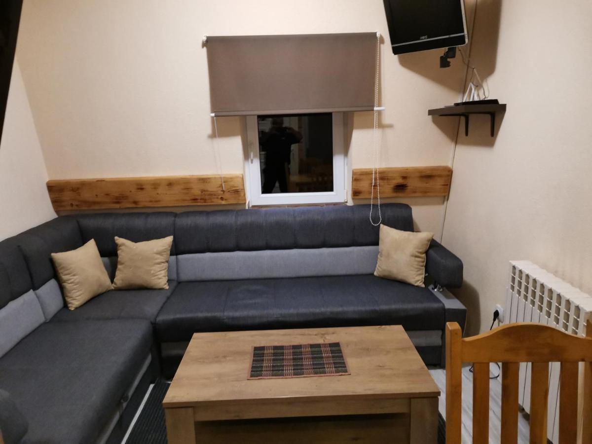 יהורינה Apartments Artic מראה חיצוני תמונה