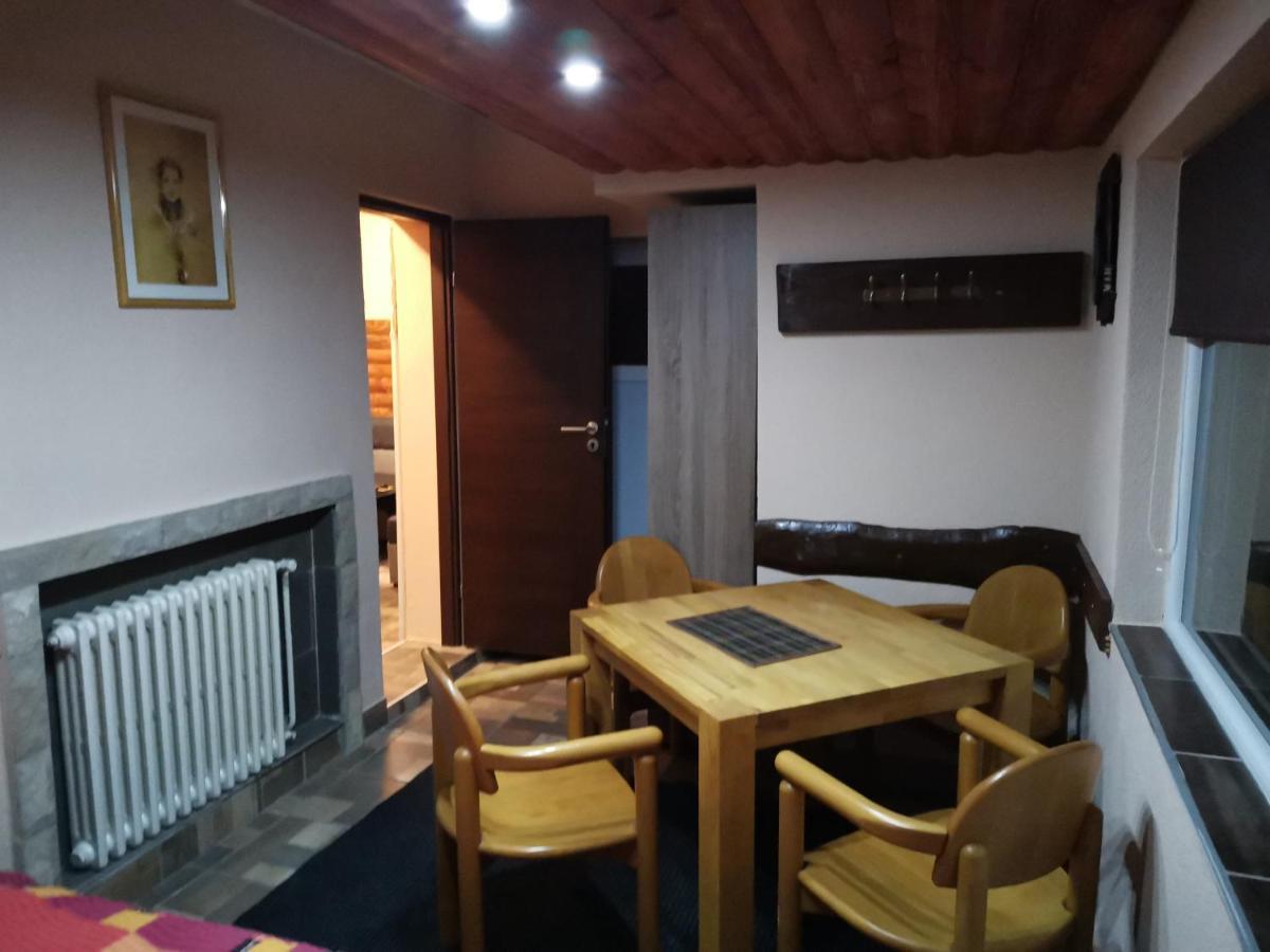 יהורינה Apartments Artic מראה חיצוני תמונה