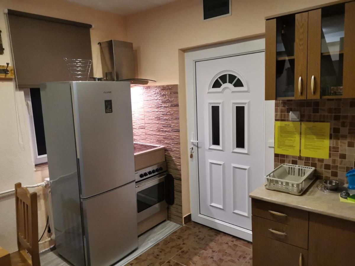 יהורינה Apartments Artic מראה חיצוני תמונה
