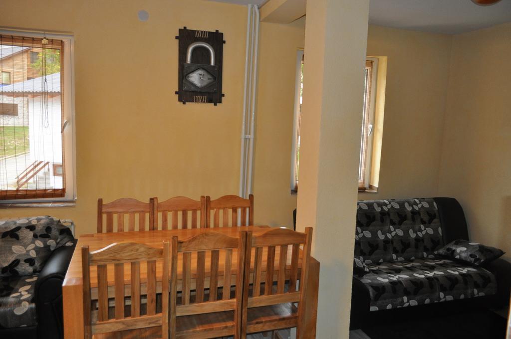 יהורינה Apartments Artic מראה חיצוני תמונה