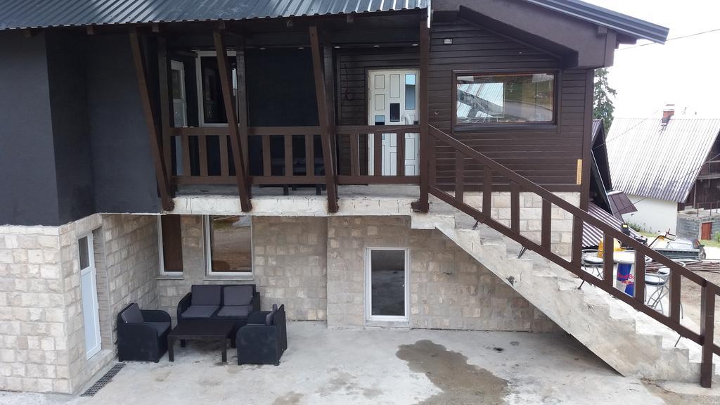 יהורינה Apartments Artic מראה חיצוני תמונה