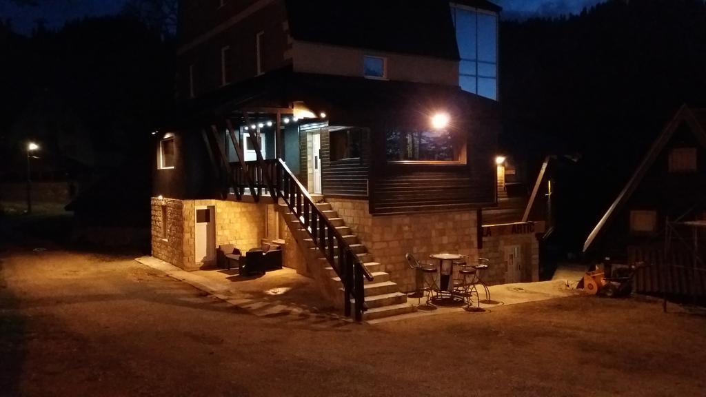 יהורינה Apartments Artic מראה חיצוני תמונה