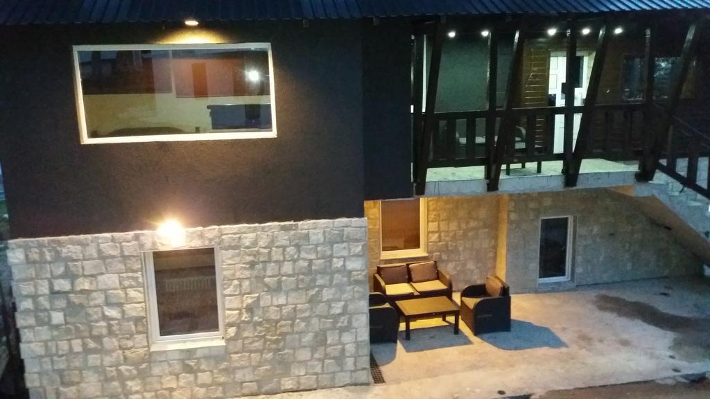 יהורינה Apartments Artic מראה חיצוני תמונה